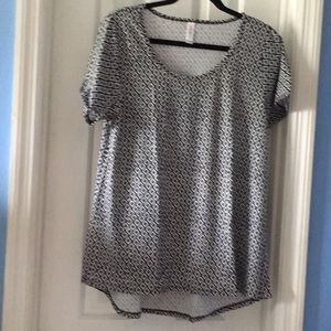 Luluroe Classic T